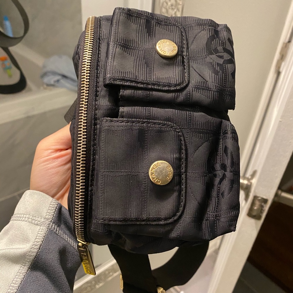 Chanel travel line fanny bum bag 🔥🔥SOLD🔥🔥